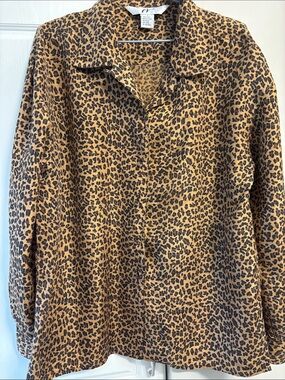 Leopard print 100% silk blouse Vintage L